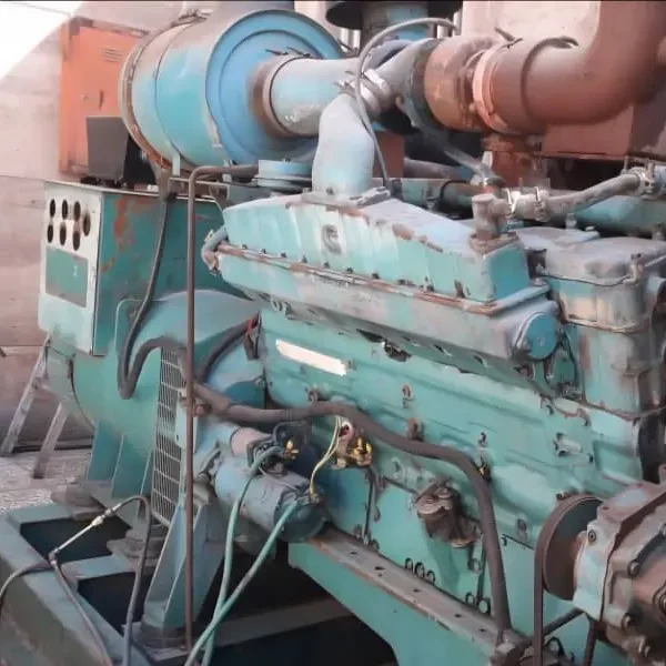 ژنراتور دیزلی کامینز (Cummins) مدل VTA28 – توان 700 کاوا